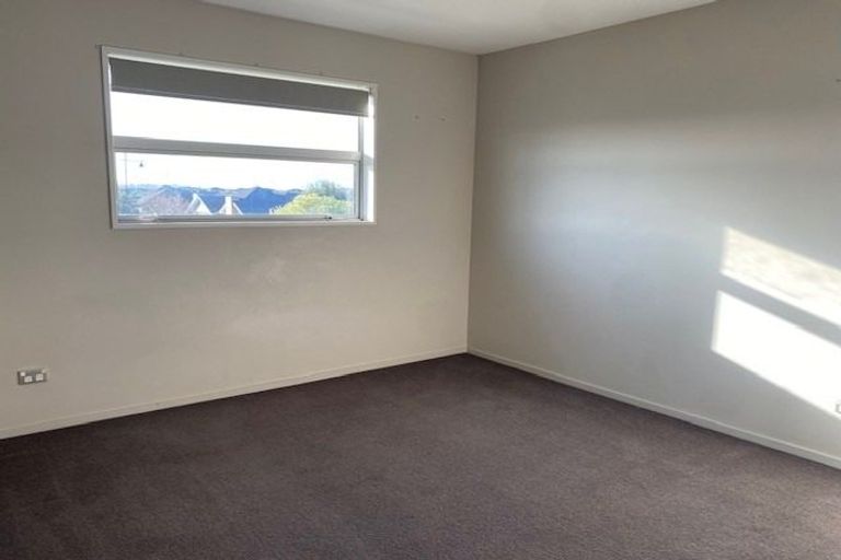 Photo of property in 28 Hakatere Road, Pegasus, 7612