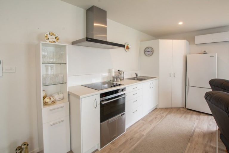 Photo of property in 11 Kamahi Crescent, Papamoa Beach, Papamoa, 3118