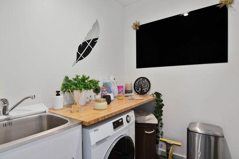 Photo of property in 12 Kuini Place, Motueka, 7120