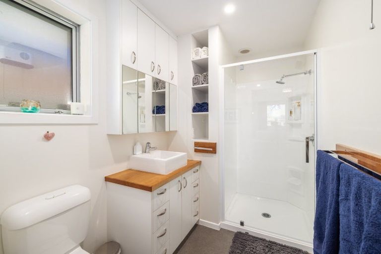 Photo of property in 105 Lowry Avenue, Redwood, Christchurch, 8051