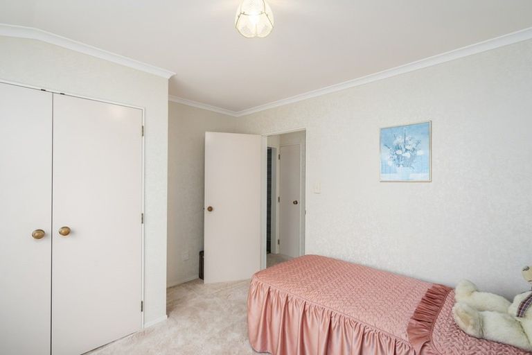 Photo of property in 2/219 Mangorei Road, Merrilands, New Plymouth, 4312