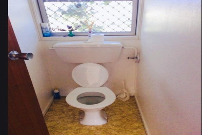 Photo of property in 1/3 Kiwi Esplanade, Mangere Bridge, Auckland, 2022