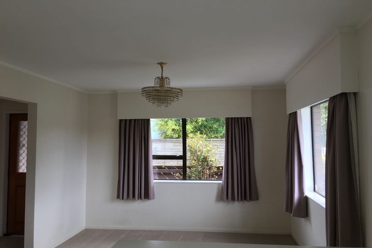 Photo of property in 1/222 Centreway Road, Orewa, 0931