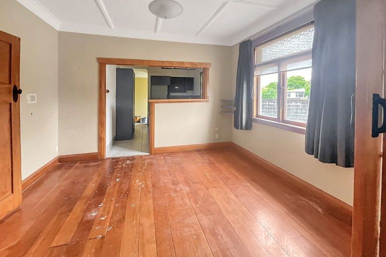 Photo of property in 73 Birmingham Street, Takaro, Palmerston North, 4412