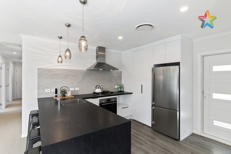 Photo of property in 9b Taita Drive, Boulcott, Lower Hutt, 5011