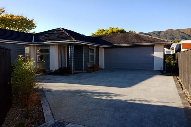 Photo of property in 79a Cambridge Terrace, Waterloo, Lower Hutt, 5011