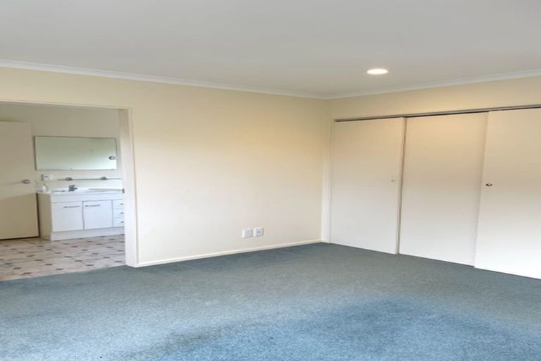 Photo of property in 73a Devonshire Road, Miramar, Wellington, 6022