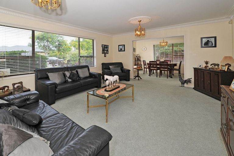 Photo of property in 4 Peridot Place, Conifer Grove, Takanini, 2112