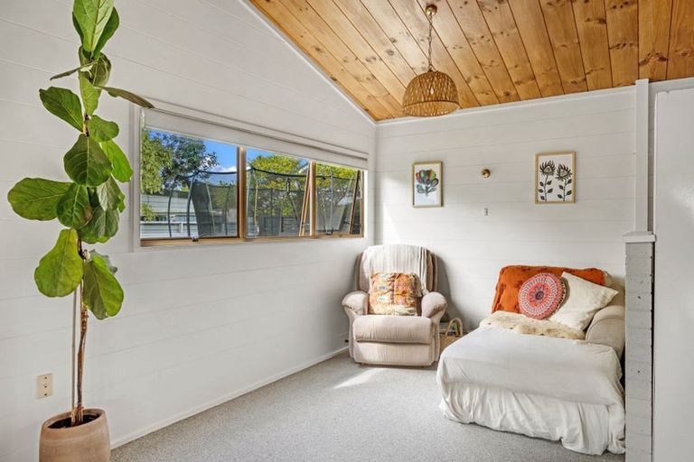 Photo of property in 102 Oak Street, Mangapapa, Gisborne, 4010