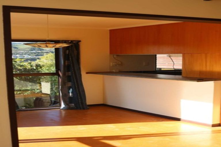 Photo of property in 7 Saint Aidans Way, Tawa, Wellington, 5028