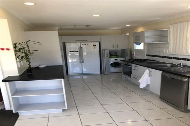 Photo of property in 1137 High Street, Taita, Lower Hutt, 5011