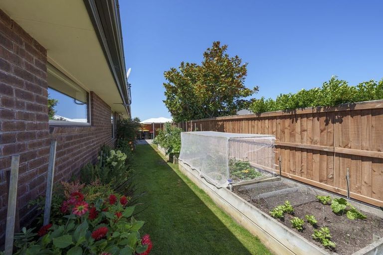 Photo of property in 20 Gilchrist Place, Kaiapoi, 7630