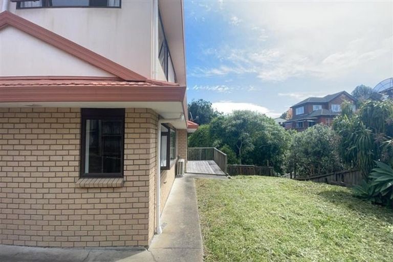 Photo of property in 7 Pistachio Place, Goodwood Heights, Auckland, 2105