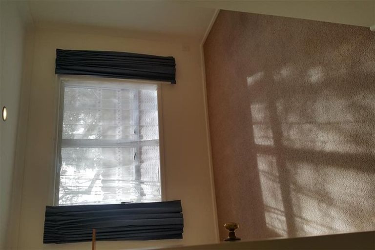 Photo of property in 1/25 Coronation Road, Hillcrest, Auckland, 0627