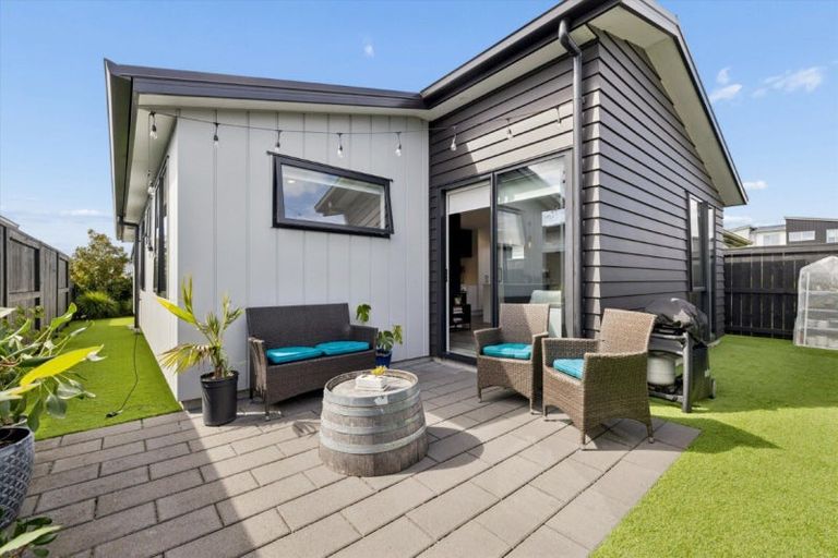 Photo of property in 12 Huriana Crescent, Te Puke, 3119