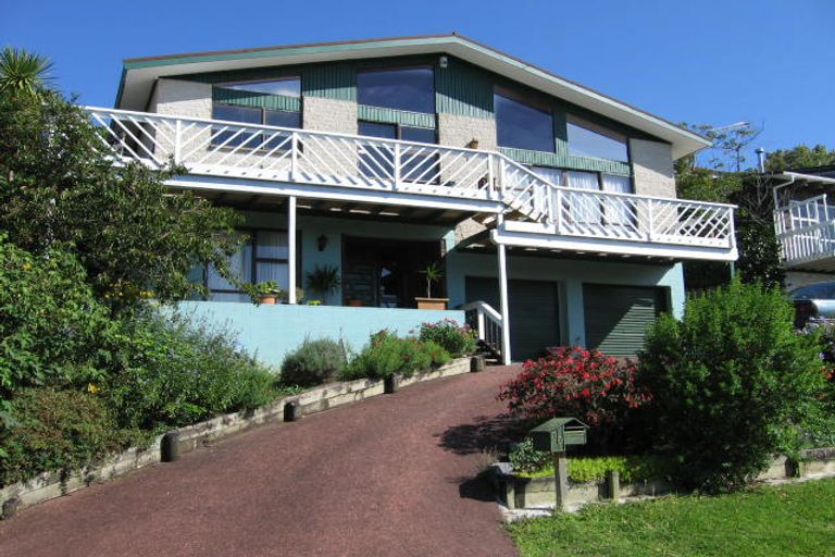 Photo of property in 30 Lingham Crescent, Torbay, Auckland, 0630