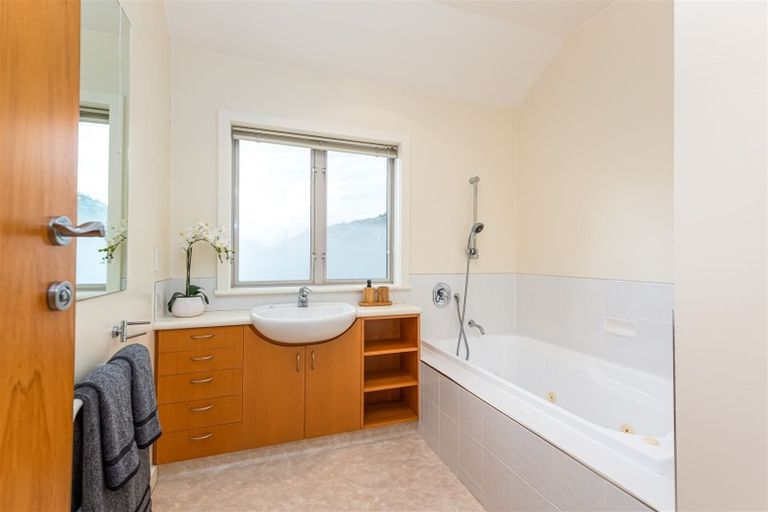 Photo of property in 38a Campbell Street, Sumner, Christchurch, 8081