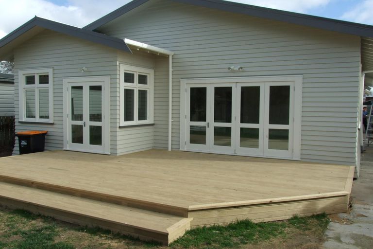 Photo of property in 23 Milverton Avenue, Hokowhitu, Palmerston North, 4410