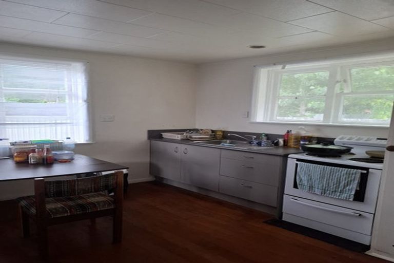 Photo of property in 68 Strand Crescent, Naenae, Lower Hutt, 5011