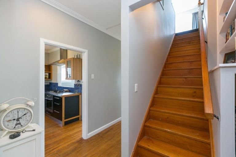 Photo of property in 421 Devon Street West, Lynmouth, New Plymouth, 4310