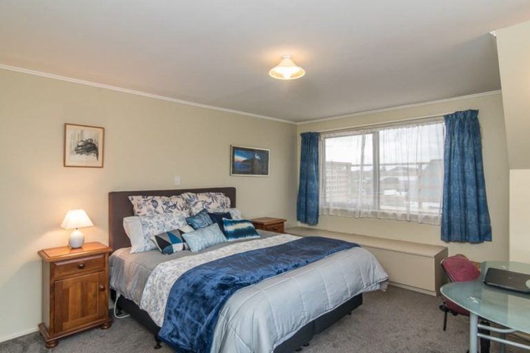 Photo of property in 31 Olive Terrace, Paraparaumu Beach, Paraparaumu, 5032