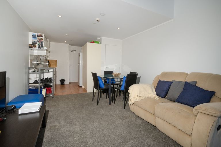 Photo of property in 18b/30 Westward Ho, Glen Eden, Auckland, 0602