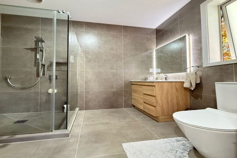 Photo of property in 31b Hill Crescent, Papakura, 2110