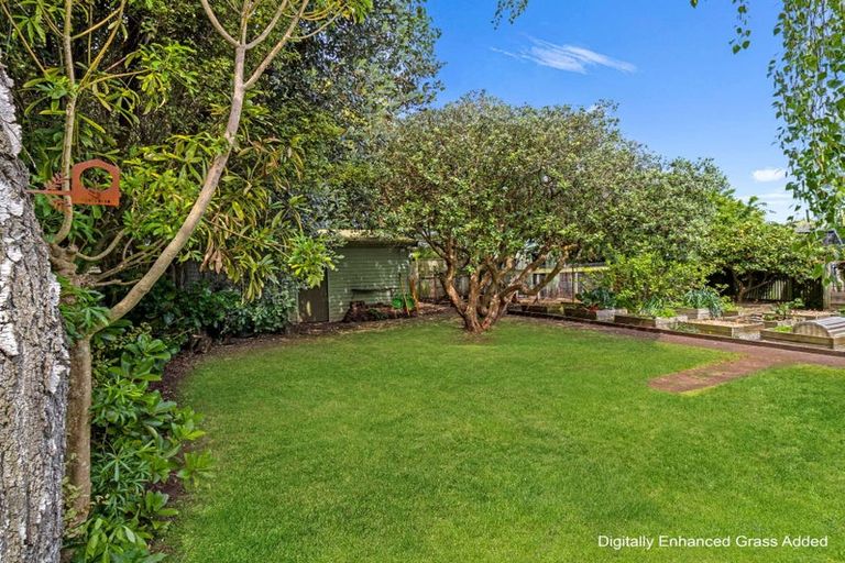 Photo of property in 17 Godwin Crescent, College Estate, Whanganui, 4500