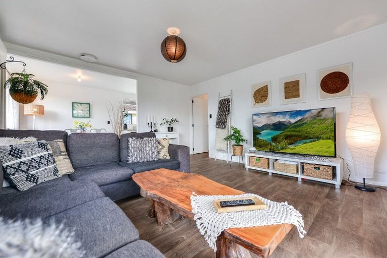 Photo of property in 27g Breckons Avenue, Nawton, Hamilton, 3200