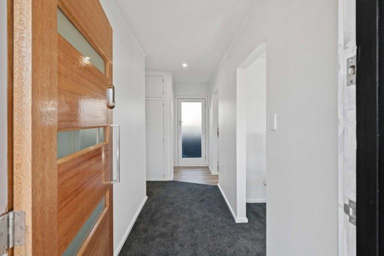 Photo of property in 6 Ariel Place, Aranui, Christchurch, 8061