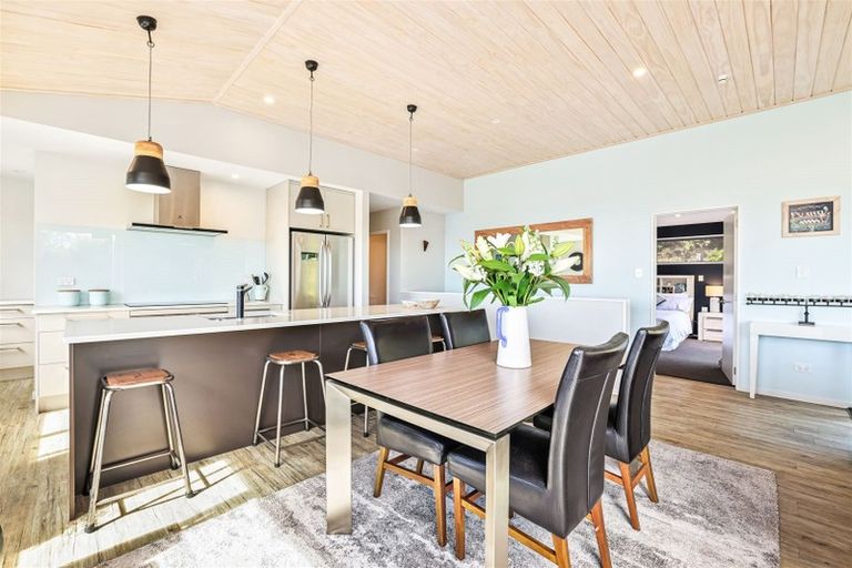 Photo of property in 10 The Terrace, Mount Pleasant, Christchurch, 8081