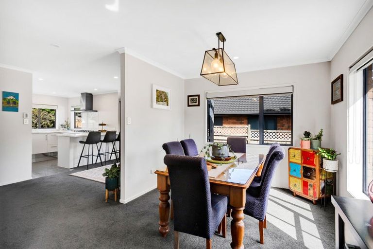 Photo of property in 19 Ashmore Drive, Frankleigh Park, New Plymouth, 4310