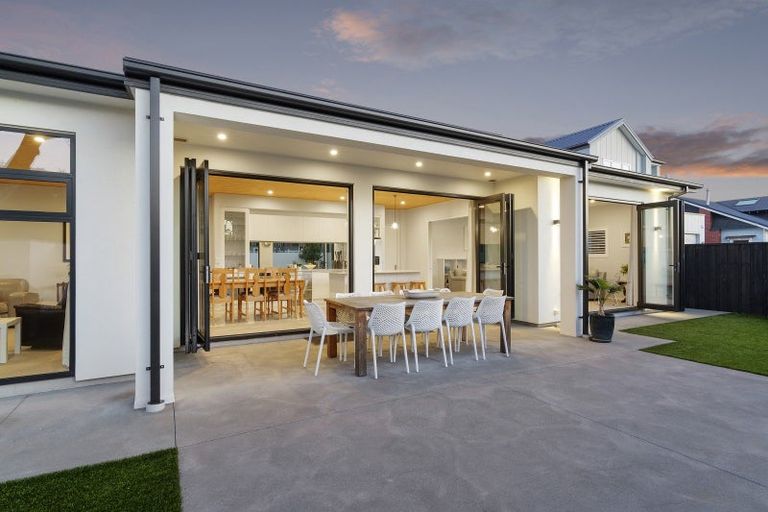 Photo of property in 57 Watford Street, Strowan, Christchurch, 8052