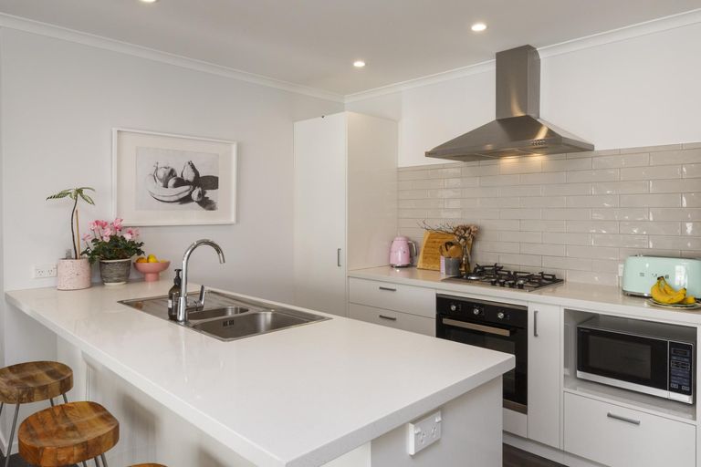 Photo of property in 79 James Line, Kelvin Grove, Palmerston North, 4414