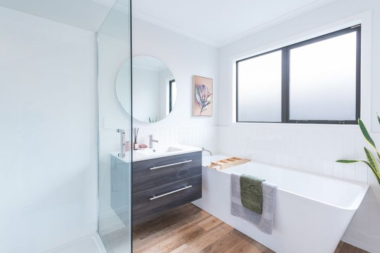 Photo of property in 24 Genia Drive, Wakefield, 7025