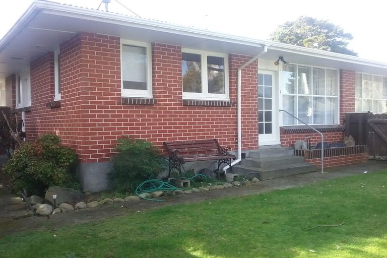 Photo of property in 5a Tawai Street, Trentham, Upper Hutt, 5018