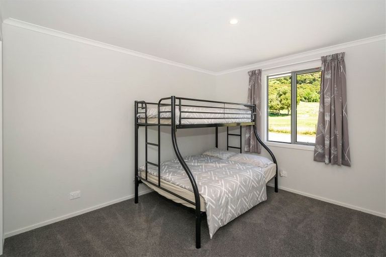 Photo of property in 2 Renata Road, Okiwi Bay, 7193