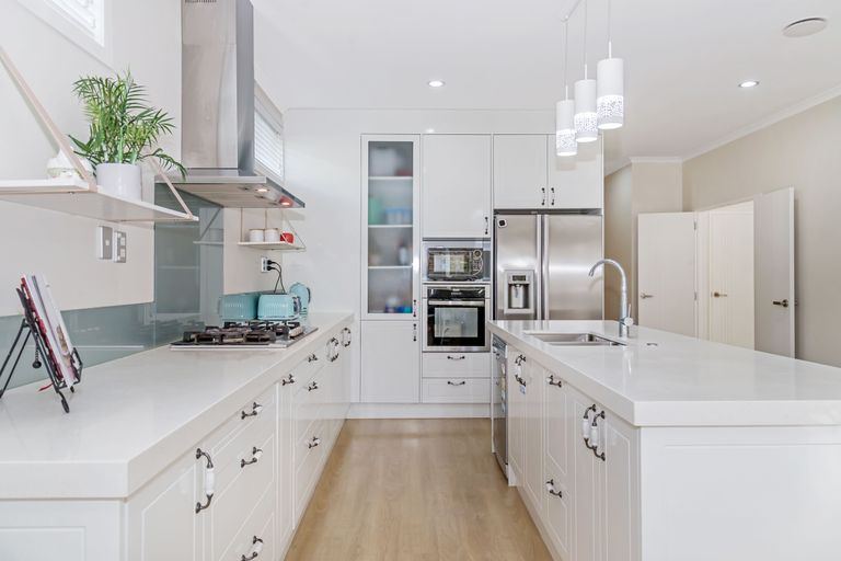 Photo of property in 4 Stella Maris Lane, Silverdale, 0932