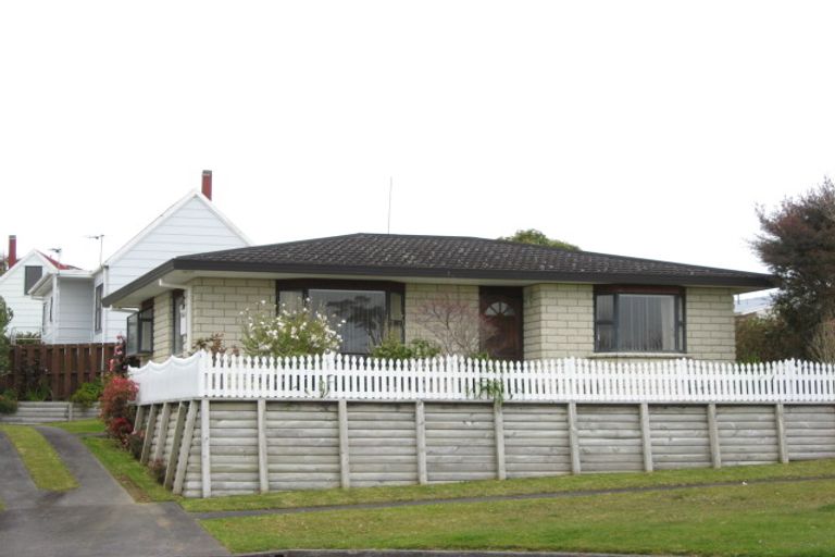 Photo of property in 11/1 Te Ngaere Place, Merrilands, New Plymouth, 4312