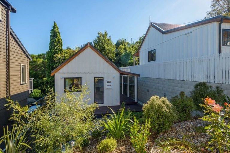 Photo of property in 69 Oxford Street, Lyttelton, 8082