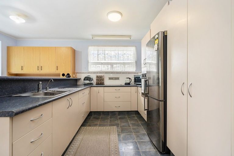 Photo of property in 13 Otuhiwai Crescent, Tikipunga, Whangarei, 0112