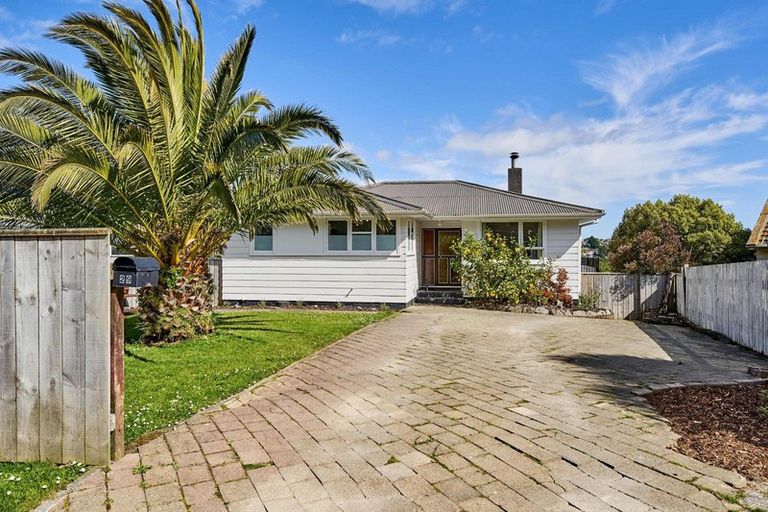 Photo of property in 29 Penguin Grove, Waitangirua, Porirua, 5024