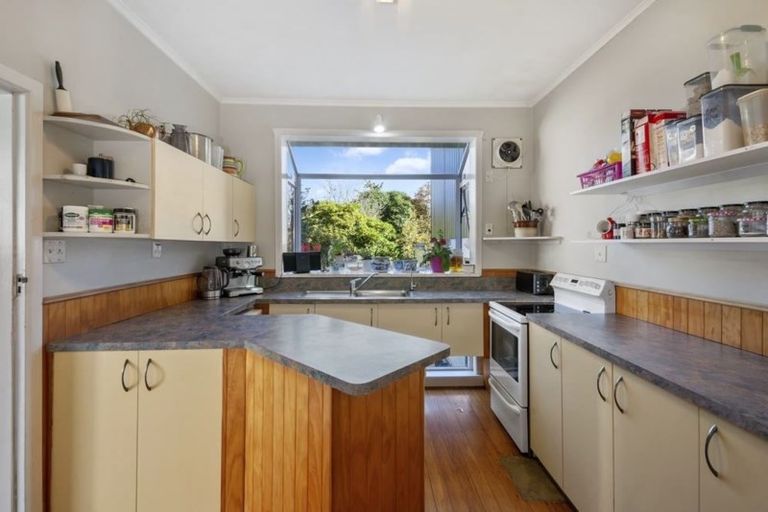 Photo of property in 80 Rokino Road, Hilltop, Taupo, 3330