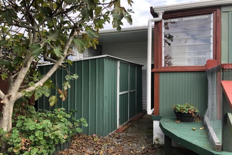 Photo of property in 16 Parker Avenue, Levin, 5510