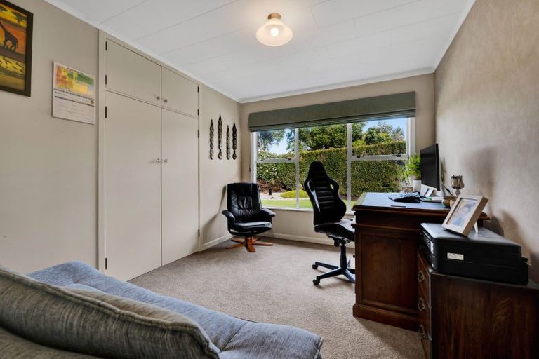 Photo of property in 8 Brassey Street, Waverley, 4510