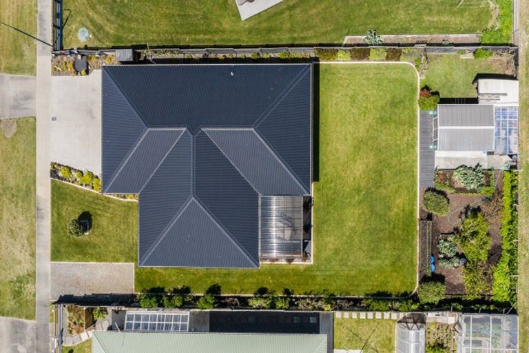 Photo of property in 13 Sandown Avenue, Himatangi Beach, Foxton, 4891