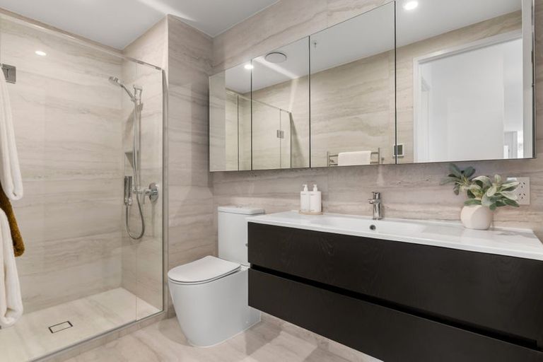 Photo of property in 177 Hibiscus Drive, Orewa, 0931