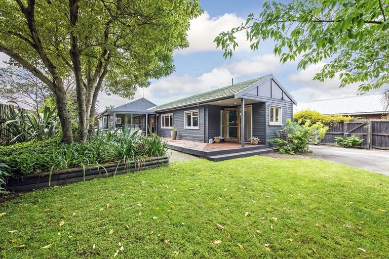 Photo of property in 51 Kings Avenue, Waikuku Beach, 7402
