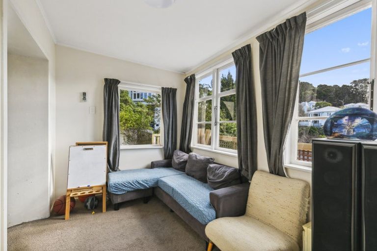 Photo of property in 7 Crawford Road, Kilbirnie, Wellington, 6022