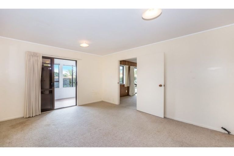 Photo of property in 28 Kauri Crescent, Snells Beach, 0920